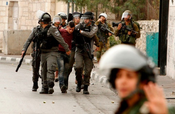 تقريرالاحتلال اعتقل 446 فلسطينيًا بينهم 63 طفلاً و16 سيدة خلال أكتوبر الماضي