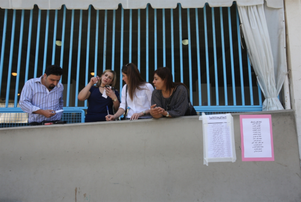 التعلم عن بعد في &laquo;الرسمي&raquo;: &laquo;مش ماشي الحال&raquo;