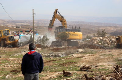 الاحتلال يُشرّد عائلتين بعد هدم منزليهما شرقي طوباس