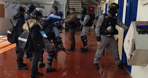 هيئة الأسرى: الأسرى في مركز توقيف الجلمة يعانون ظروفاً مأساوية